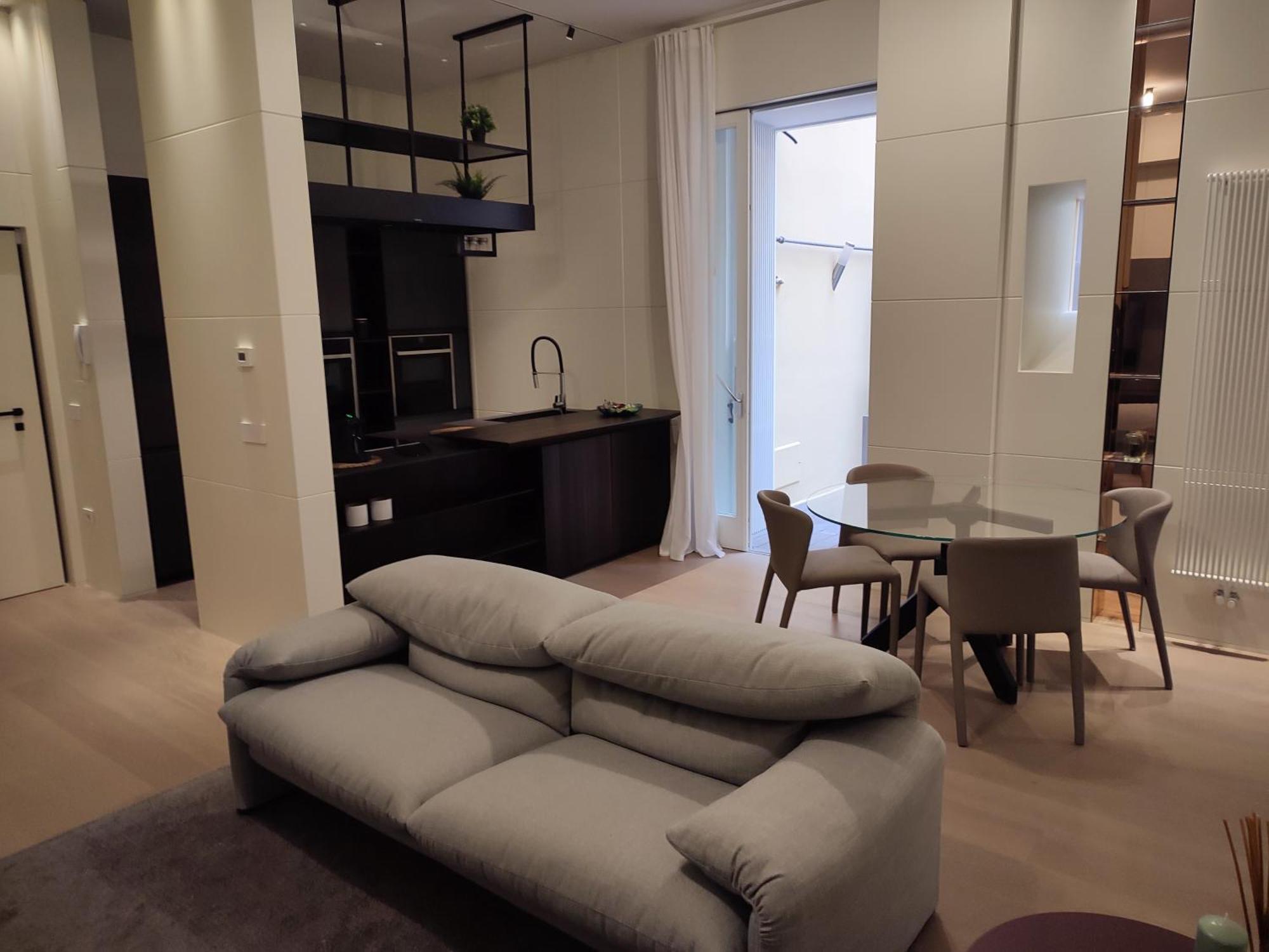 La Suite Del Corso Salerno Bagian luar foto