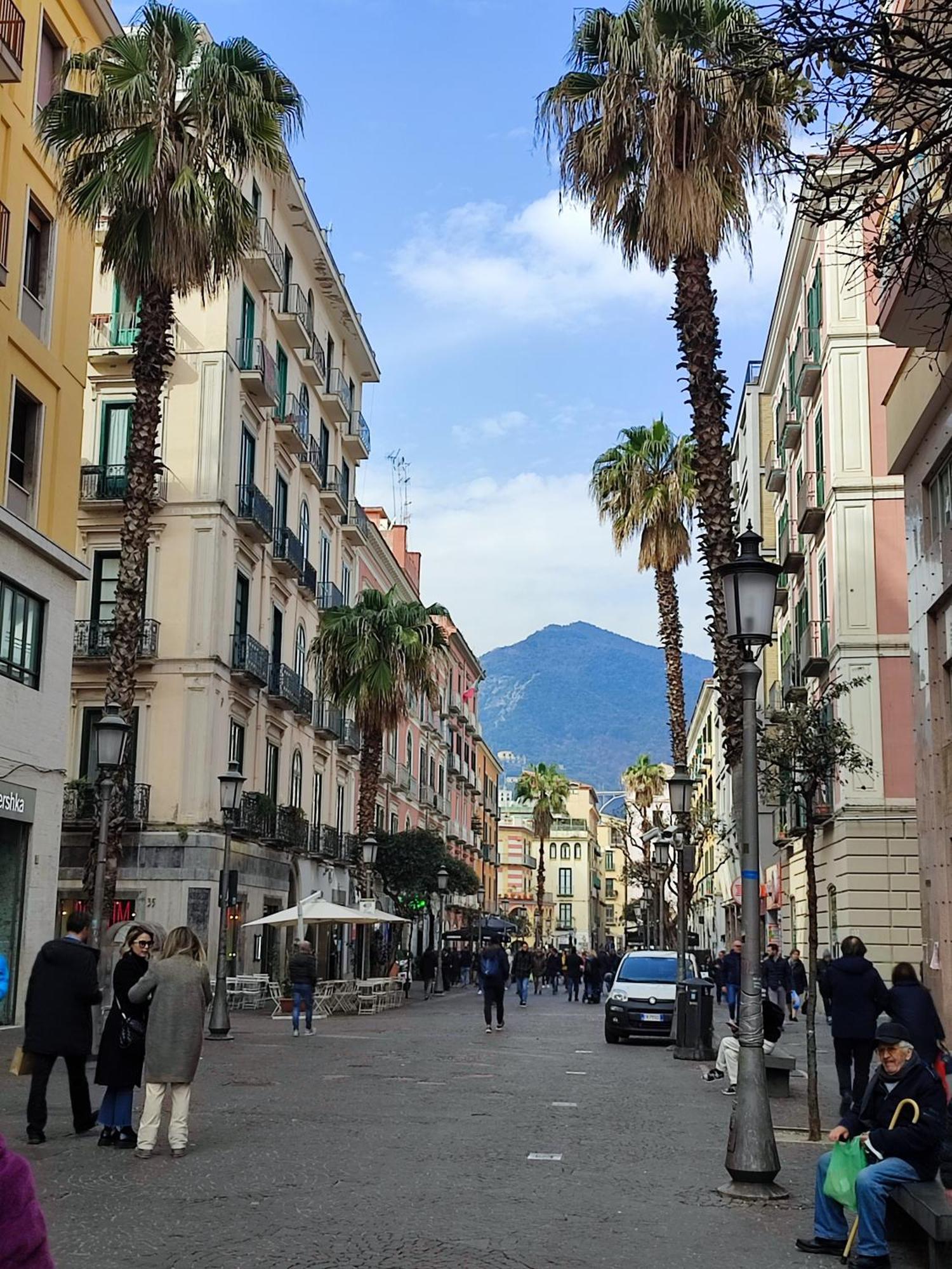 La Suite Del Corso Salerno Bagian luar foto